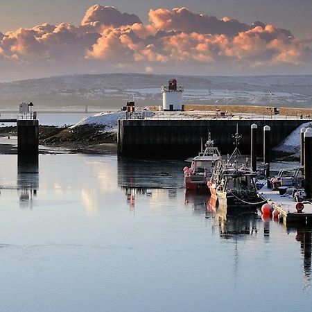 The Pembrey Country Inn المظهر الخارجي الصورة