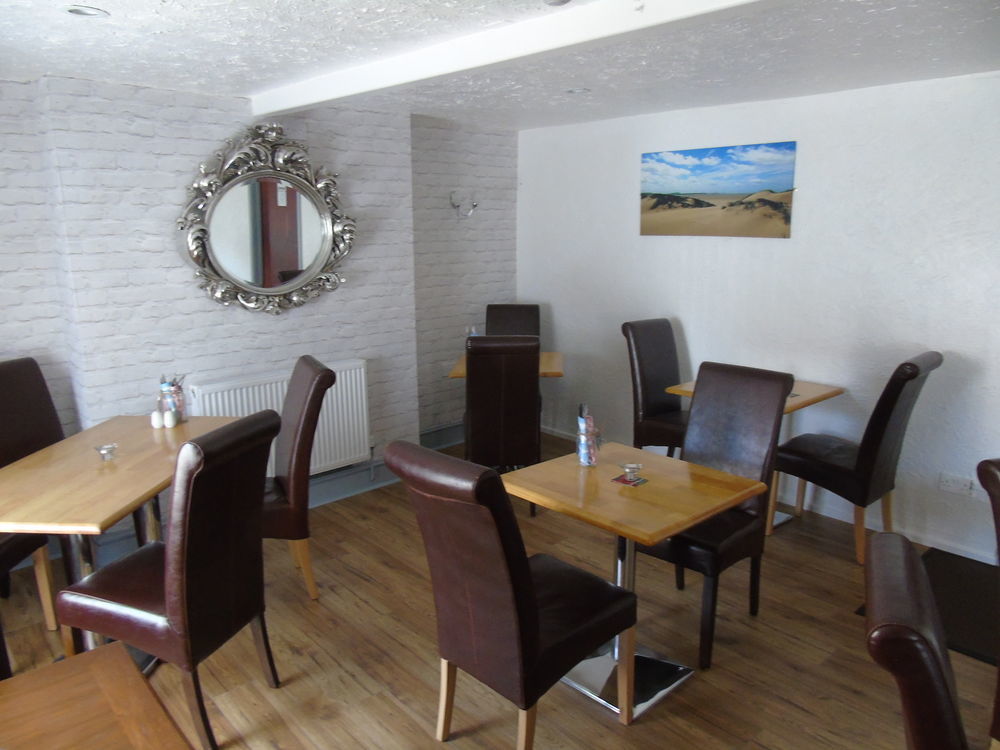 The Pembrey Country Inn المظهر الخارجي الصورة
