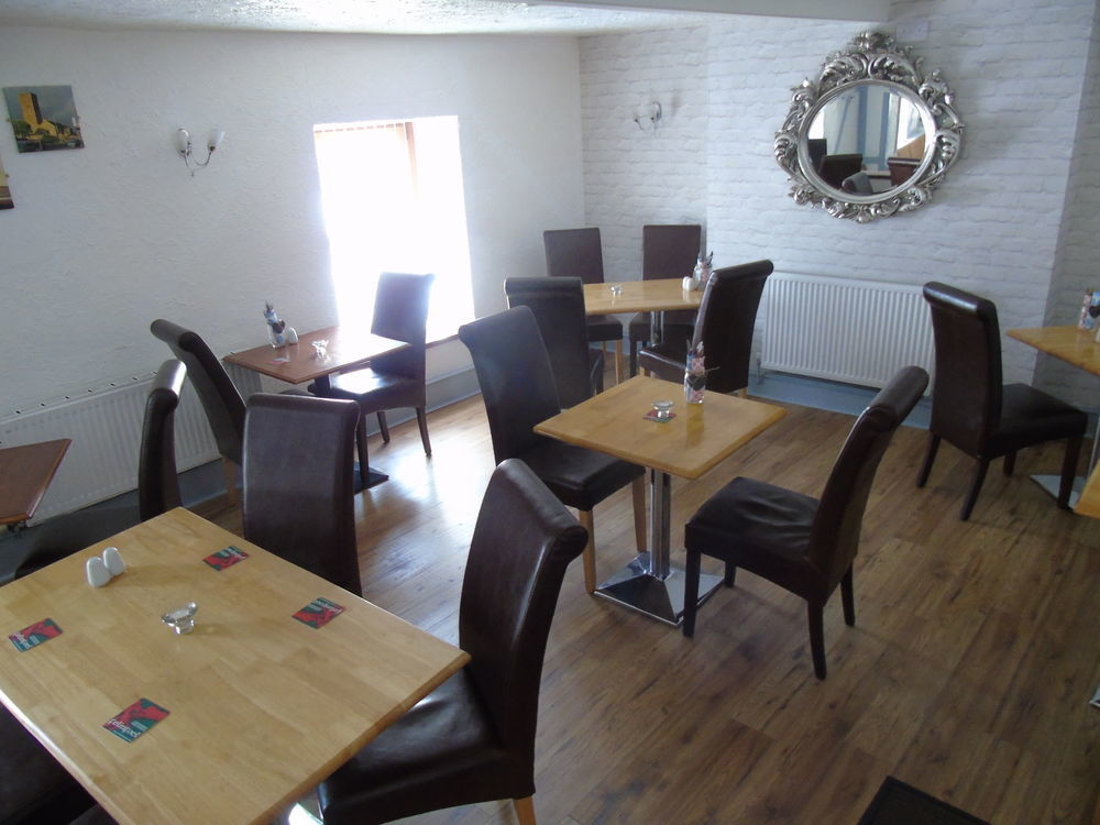 The Pembrey Country Inn المظهر الخارجي الصورة